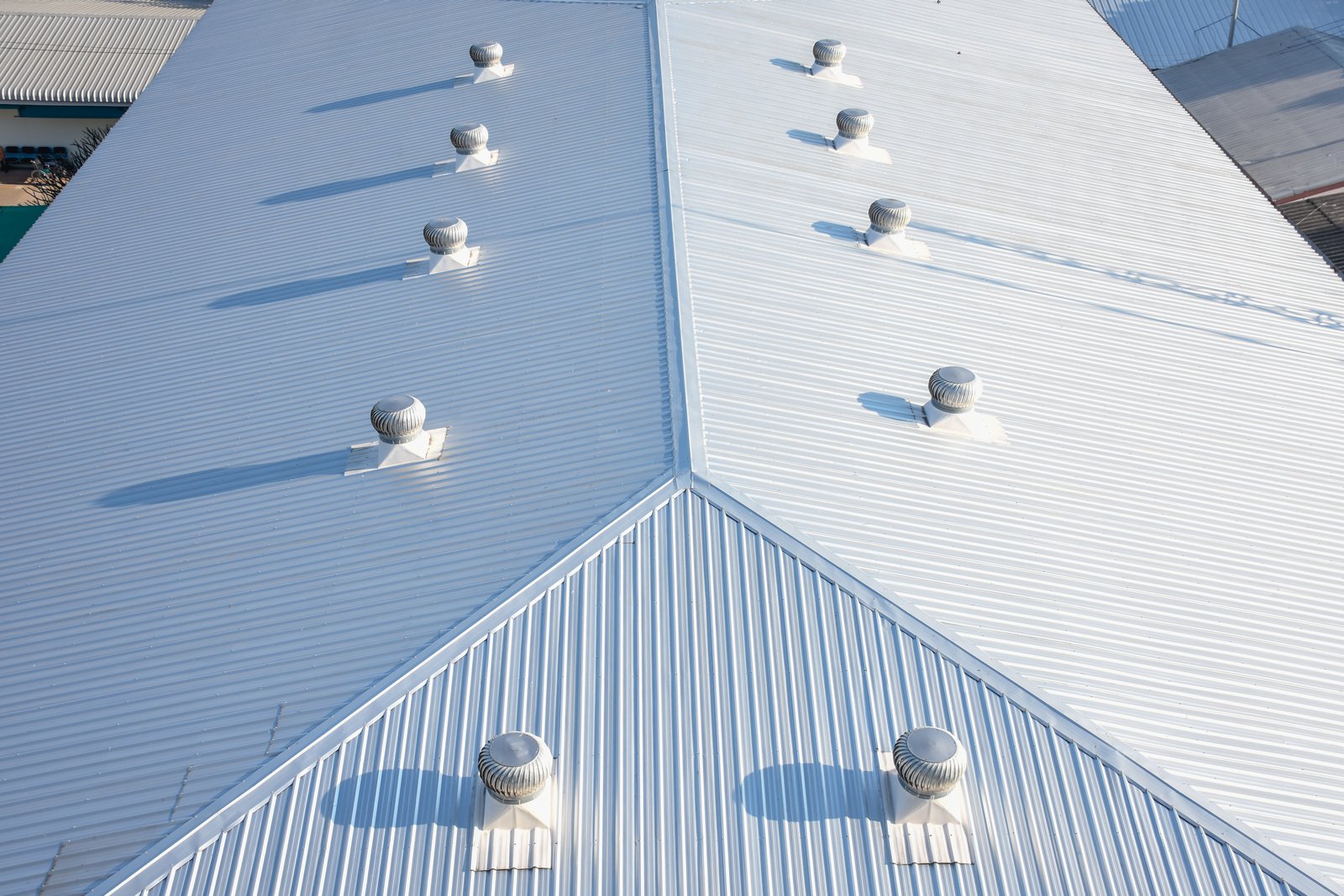 Commercial roofing installation