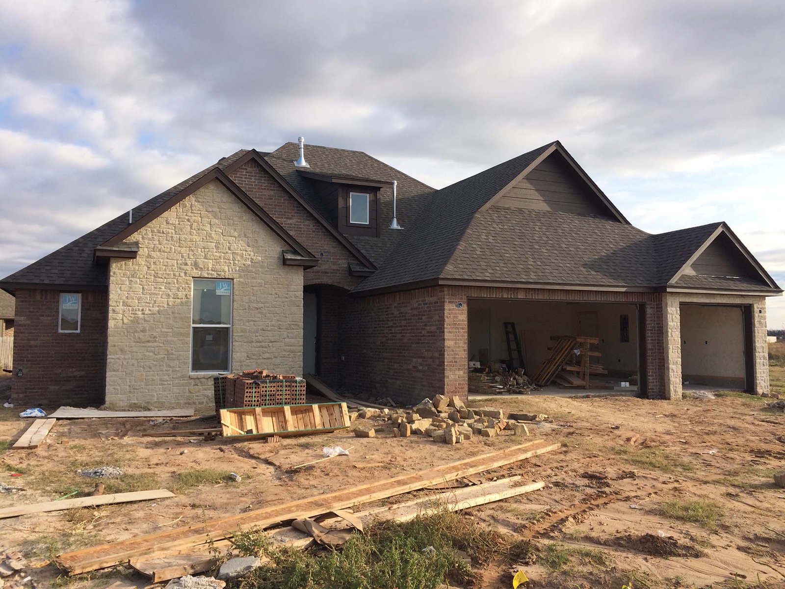 New Construction - Premium Shingle